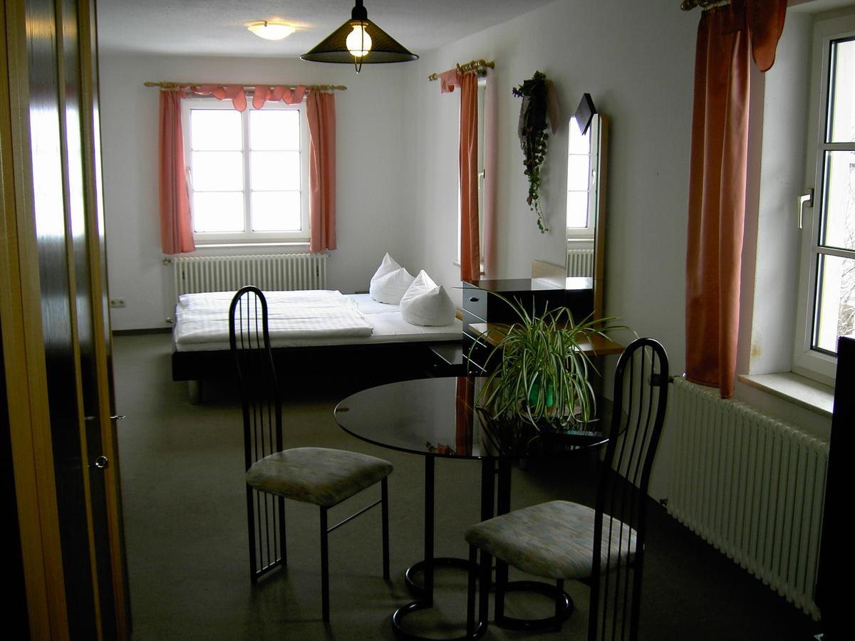 Landhotel Am Fuchsbach Berga  外观 照片