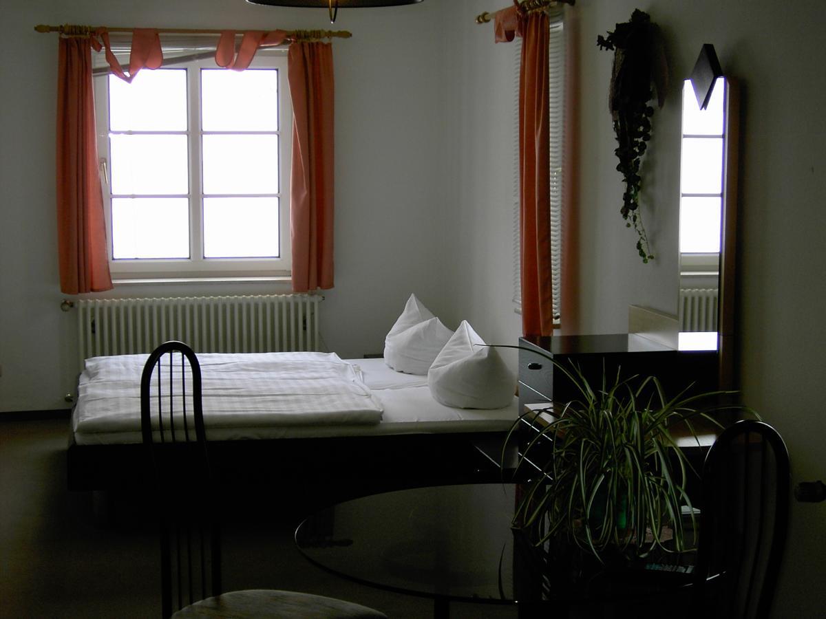 Landhotel Am Fuchsbach Berga  外观 照片